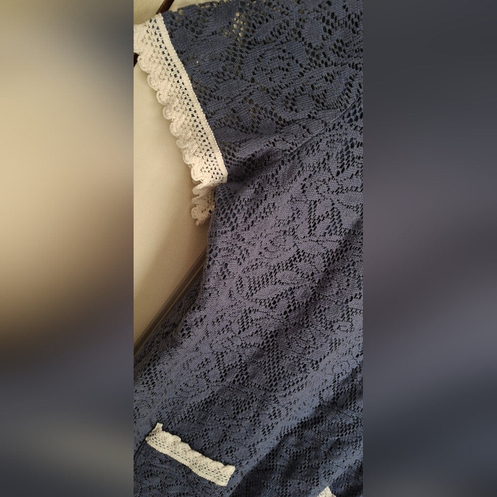 Hannah Women's Cottob Blue Lace Top Sz XL Coquette Clasic Romantic Basic - Picture 5 of 7